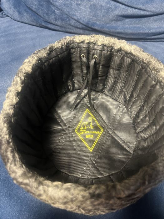 Шапка каракулиевая