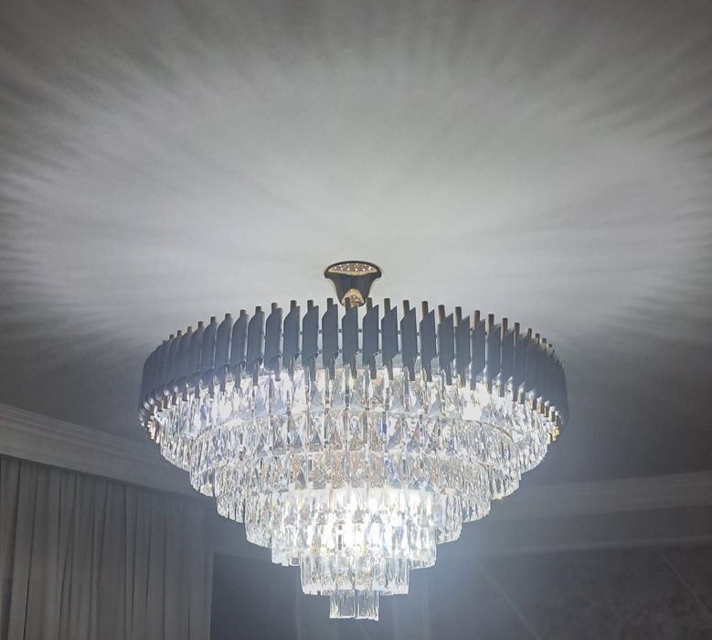 Lyustra sotiladi. Продаётся люстра