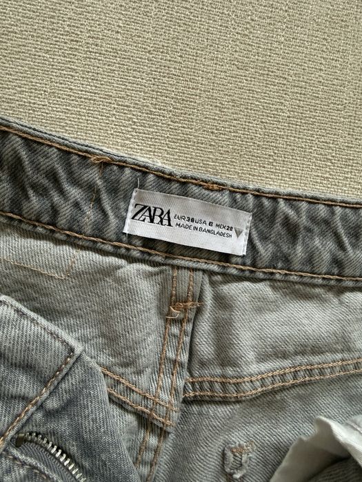 Сиви дънки на ZARA