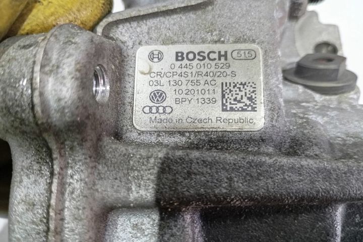 Pompa inalta presiune 03l130755ac 2.0TDI Volkswagen VW Touran 1 [2th