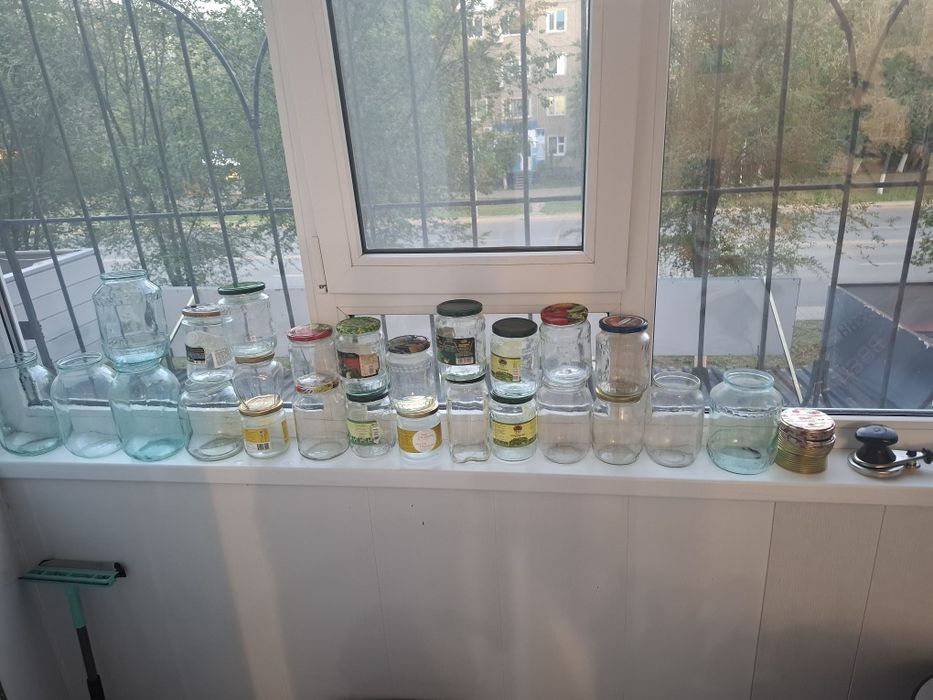 Продам банки б/у
