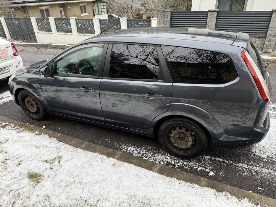 FORD Focus 2010 — imagine 2
