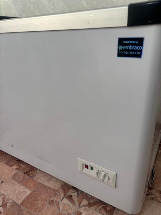 Морозильник, рабочий Италянский