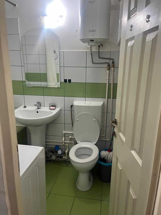 Închiriez garsonieră