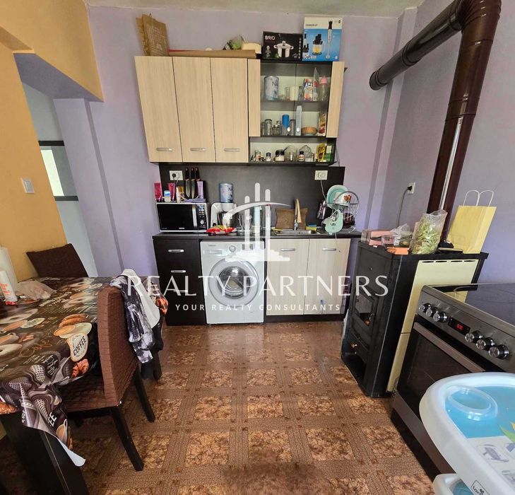 Продава се Двустаен апартамент в с. Кленовик, Област Перник - 66 кв.м за 526 €/кв.м - Снимка #10