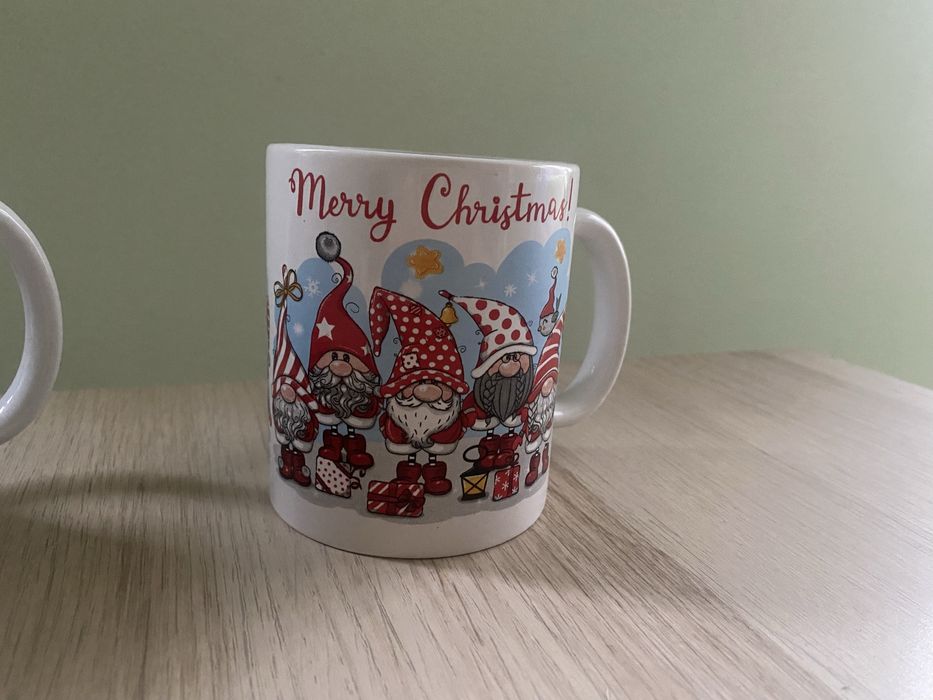Комплект коледни чаши за кафе / чай с Дядо Коледа
