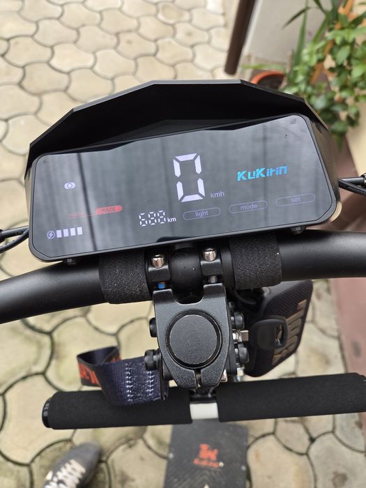 Vand kukirin g4 ca noua in perfecta stare  cu factura