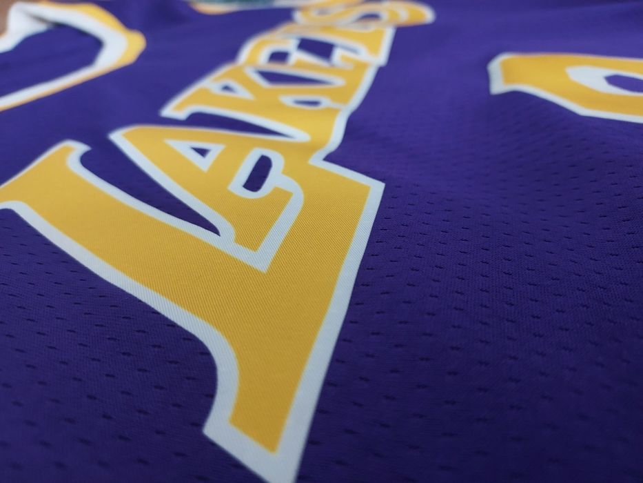 Kobe Bryant #8 Lakers Jersey.