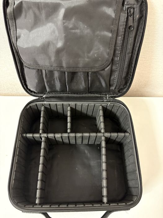 Продам кейс визажиста + б/у косметика