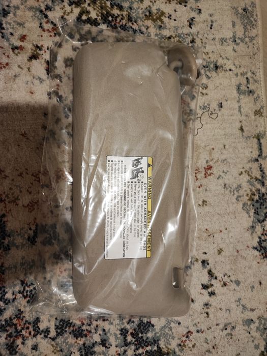 Козырек камри 45 бежевый