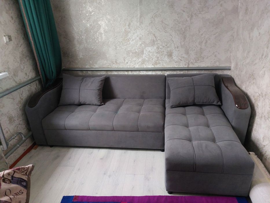 Диван продам срочно