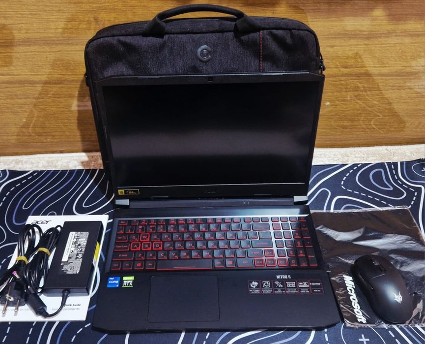 Acer Nitro 5 EAC в идеальном состаяний!