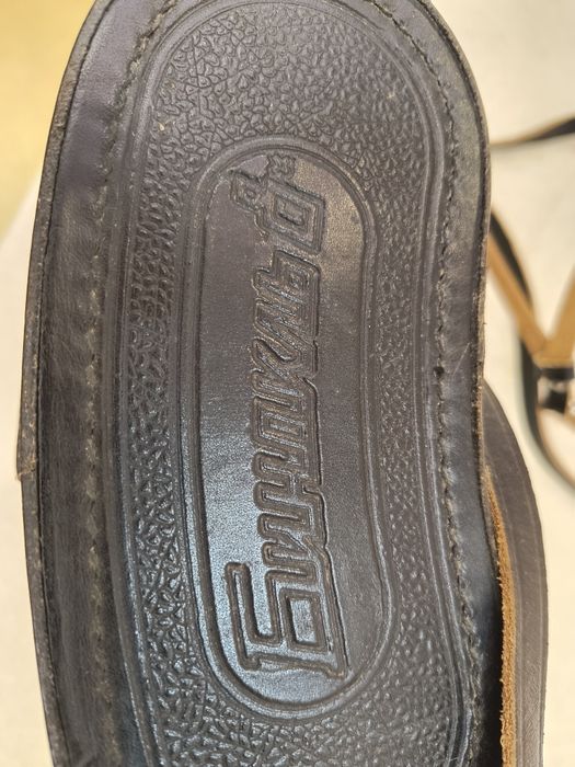 Gentuță piele binoclu