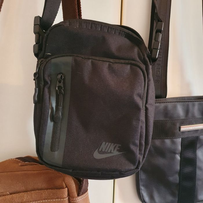 Genta Tommy ,Nike si Bull&Hunt