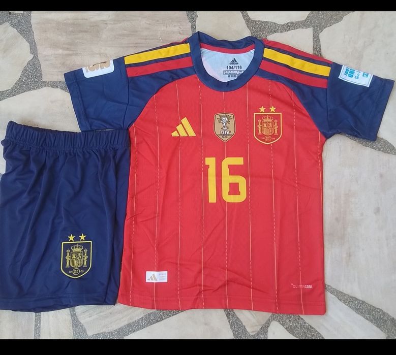 RODRIGO 16 детско юношеска футболни екипи SPAIN