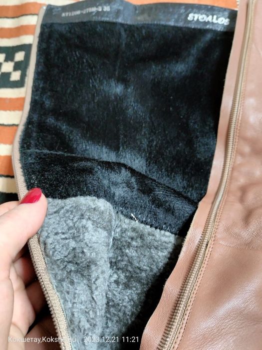 Продам кожаные сапоги