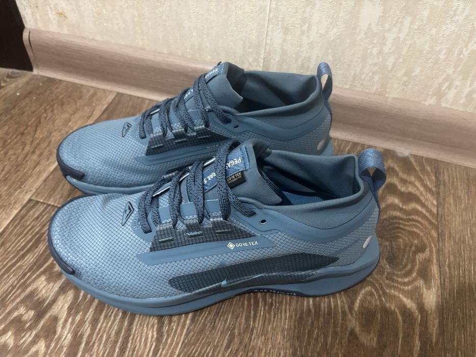 Продам кросовки GORE-TEX NIKE TRAIL