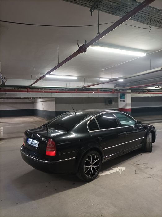 SKODA Superb 2005 — imagine 2