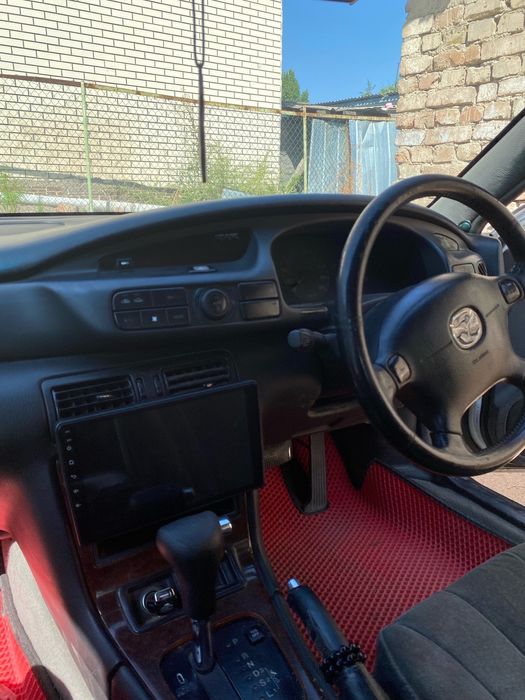 Продам машину Mazda Millenia