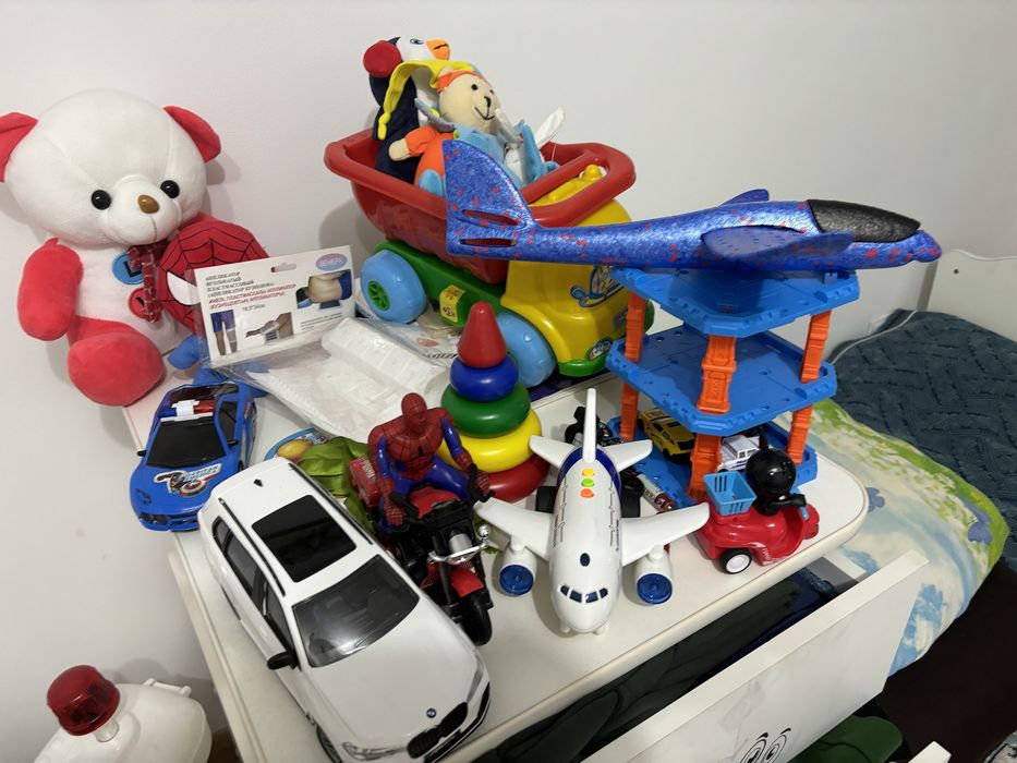 Продаю эти игрушки