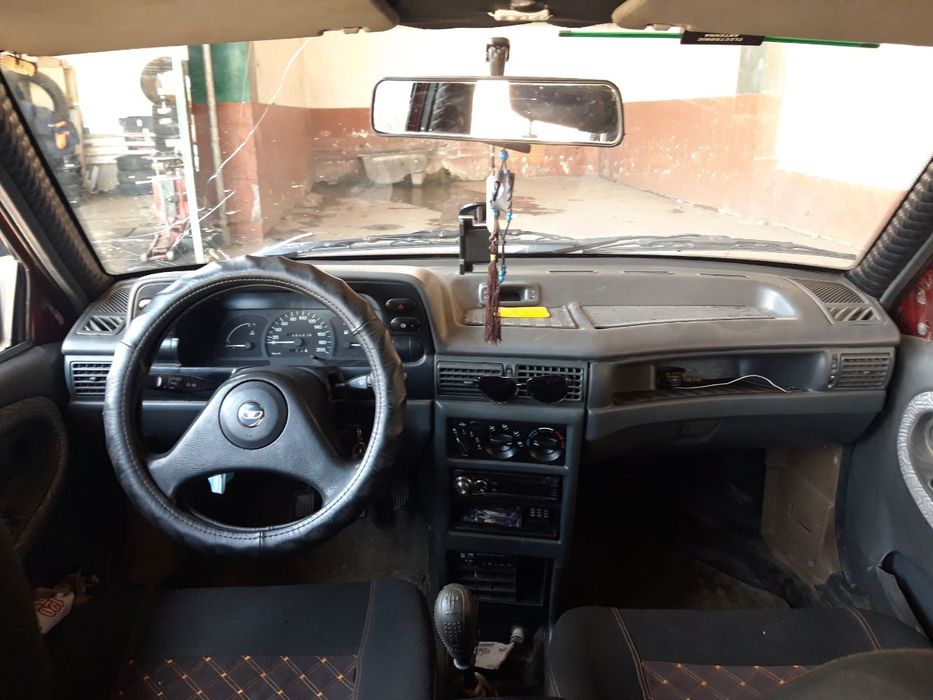 Opel kadett sotiladi