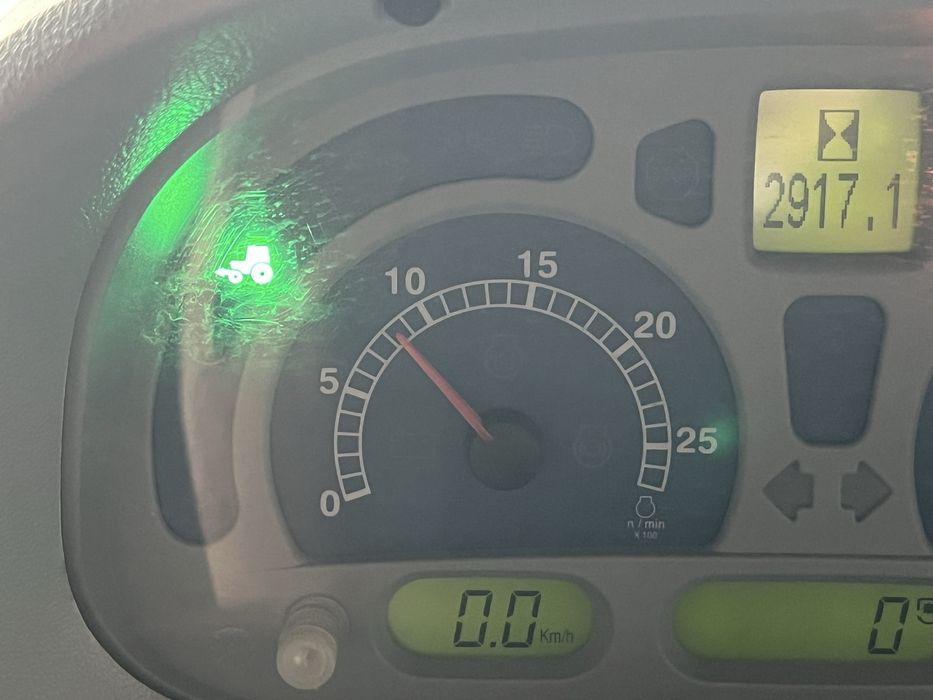 Tractor New Holland T7220 2014