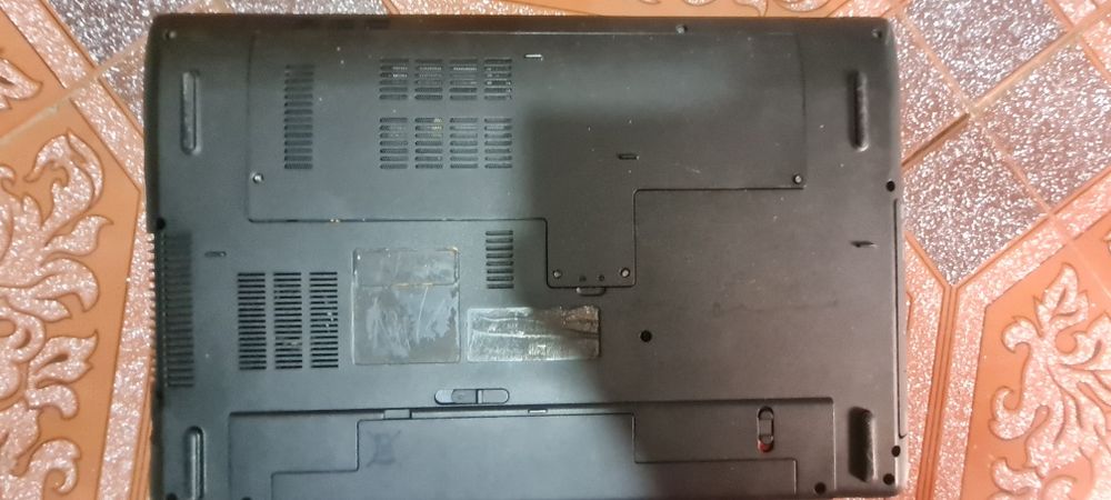 Leptop acer defect