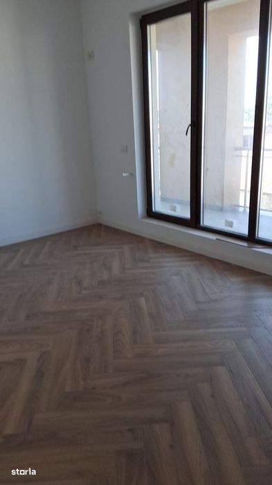 Garsonieră cu balcon în Chitila, 60 mp