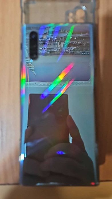Продам Samsung Galaxy Note 10+ 5G есть черный и аура.