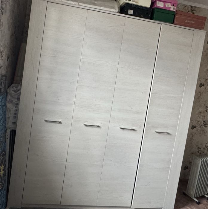 продам спальный гарнитур