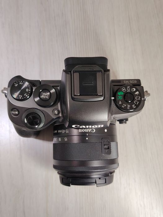 Canon eos m5 фотоаппарат