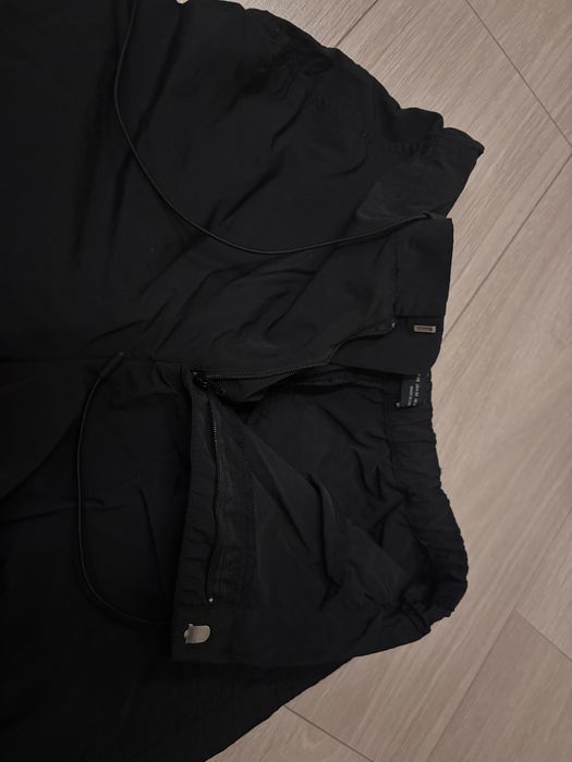 Черные балоневые штаны Zara