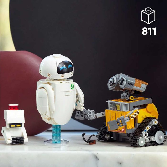 Lego Icons: Валли и Ева (43279)