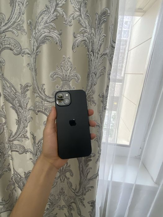 iPhone 15,128 100%