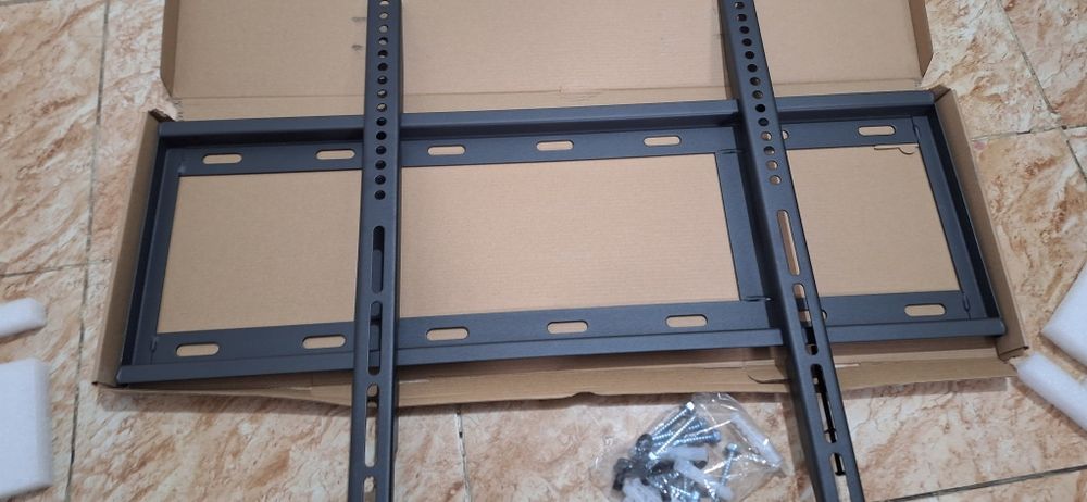 Кронштейн для телевизора