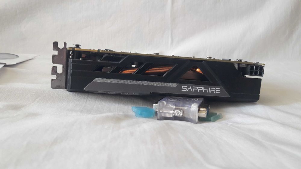 Sapphire R7 370 2Gb 256-bits la cutie, ToateAccesoriile+CabluCrossfire