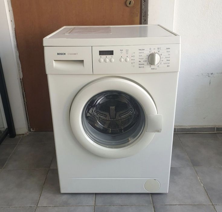 LICHIDARE DE STOC.  Bosch  - Siemens.  Import Germania.  Wm14E4652