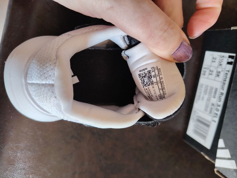 Adidași negri Adidas