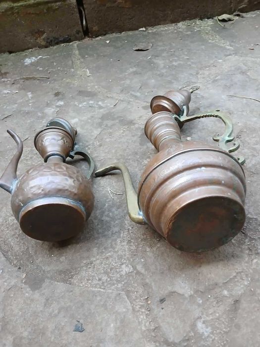 Стар меден ибрик