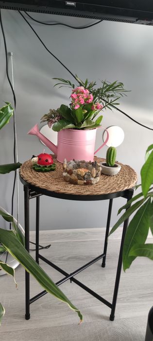 Ръчно изработен свещник с камъчета