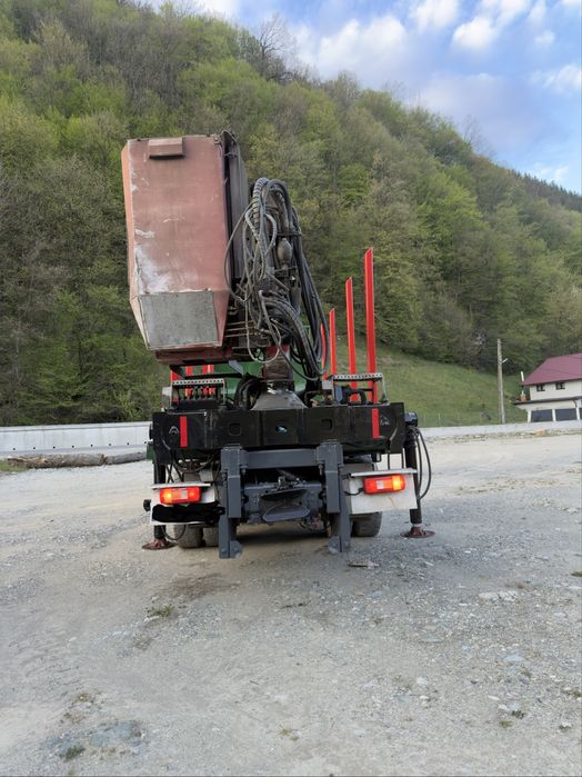 Camion forestier/transport busteni Volvo FM 440 euro5 ( macara loglift 96s)