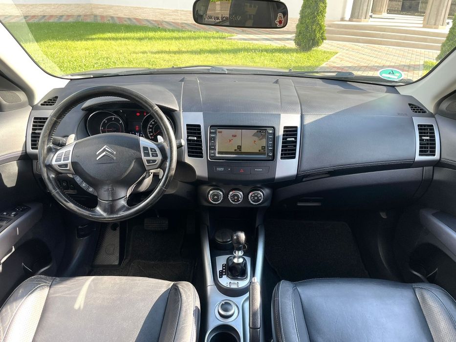 Citroen C-Crosser Euro 5  2.2 HDi 156 cp  4x4  automat  7 locuri FULL!