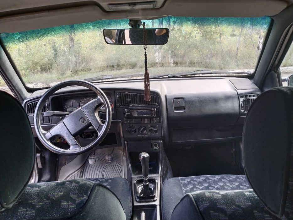 Пассат сатылады.