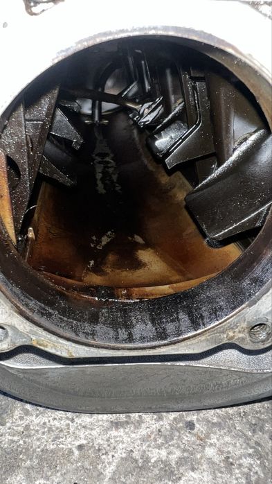 Впускной коллектор Мерседес М273 5.5