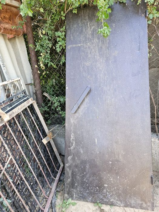 Дверь железный дверь