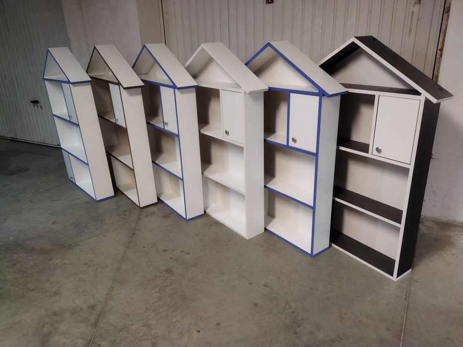 Къщичка за кукли, библиотека, къщичка за книги ,етажерка,детска стая