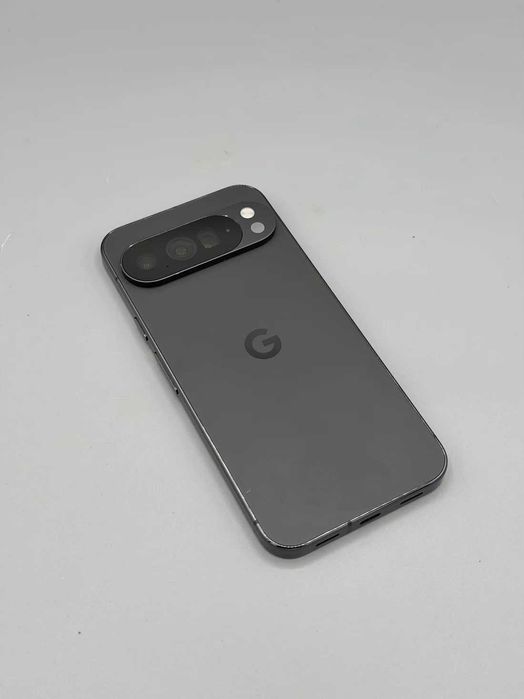 Google Pixel 10 Pro XL 256 GB,16 GB RAM, Baterie 100% , 67 Cicluri, Obsidian Black