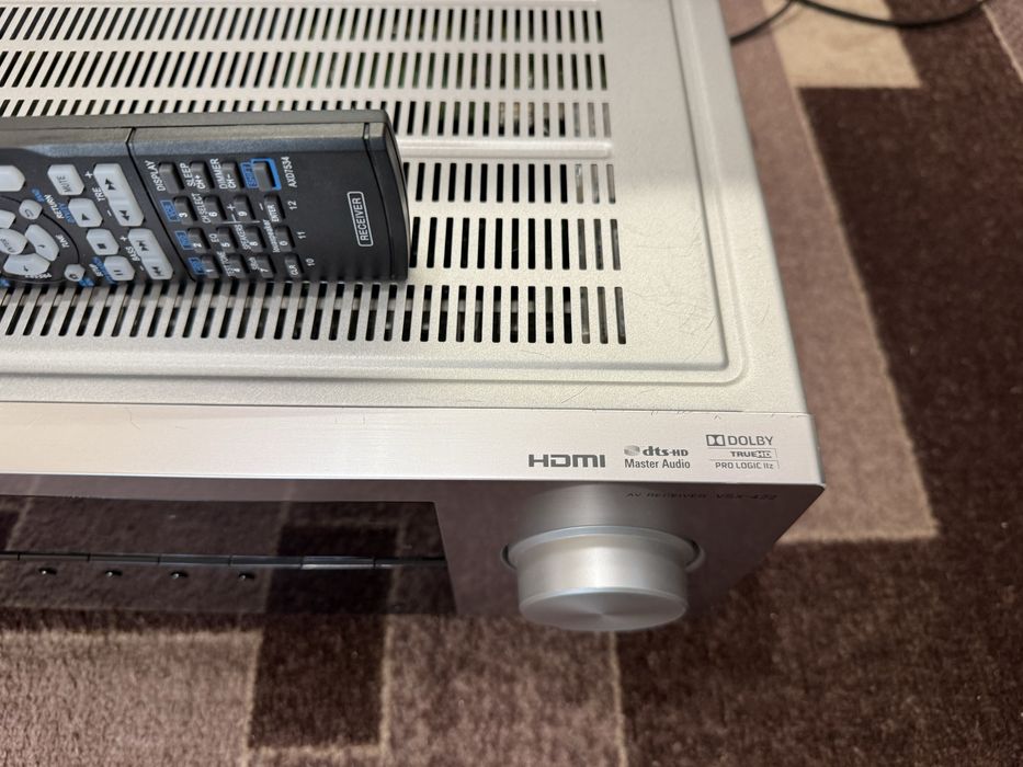 Pioneer VSX-422 resiver