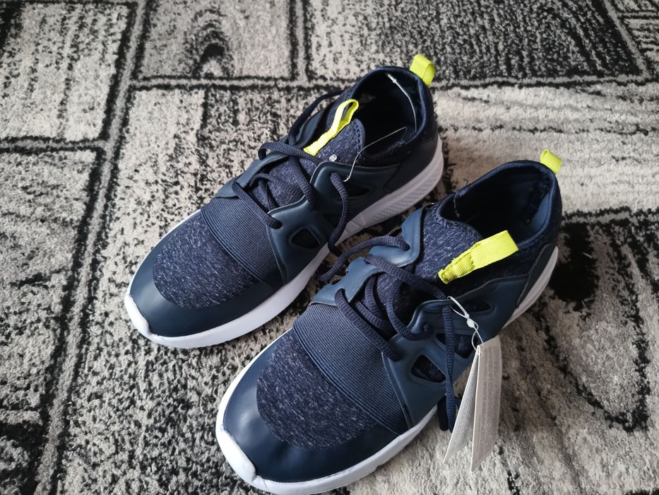 adidasi nike revolution 42.5