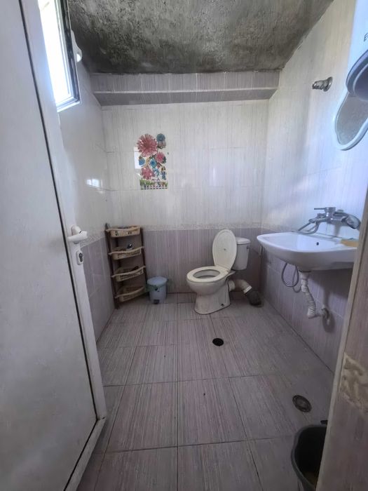 Продава се Къща в Казанлък - 100 кв.м за 357 €/кв.м - Снимка #3